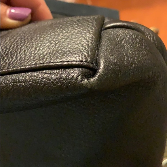 Leather shoulder bag - Picture 7 of 7